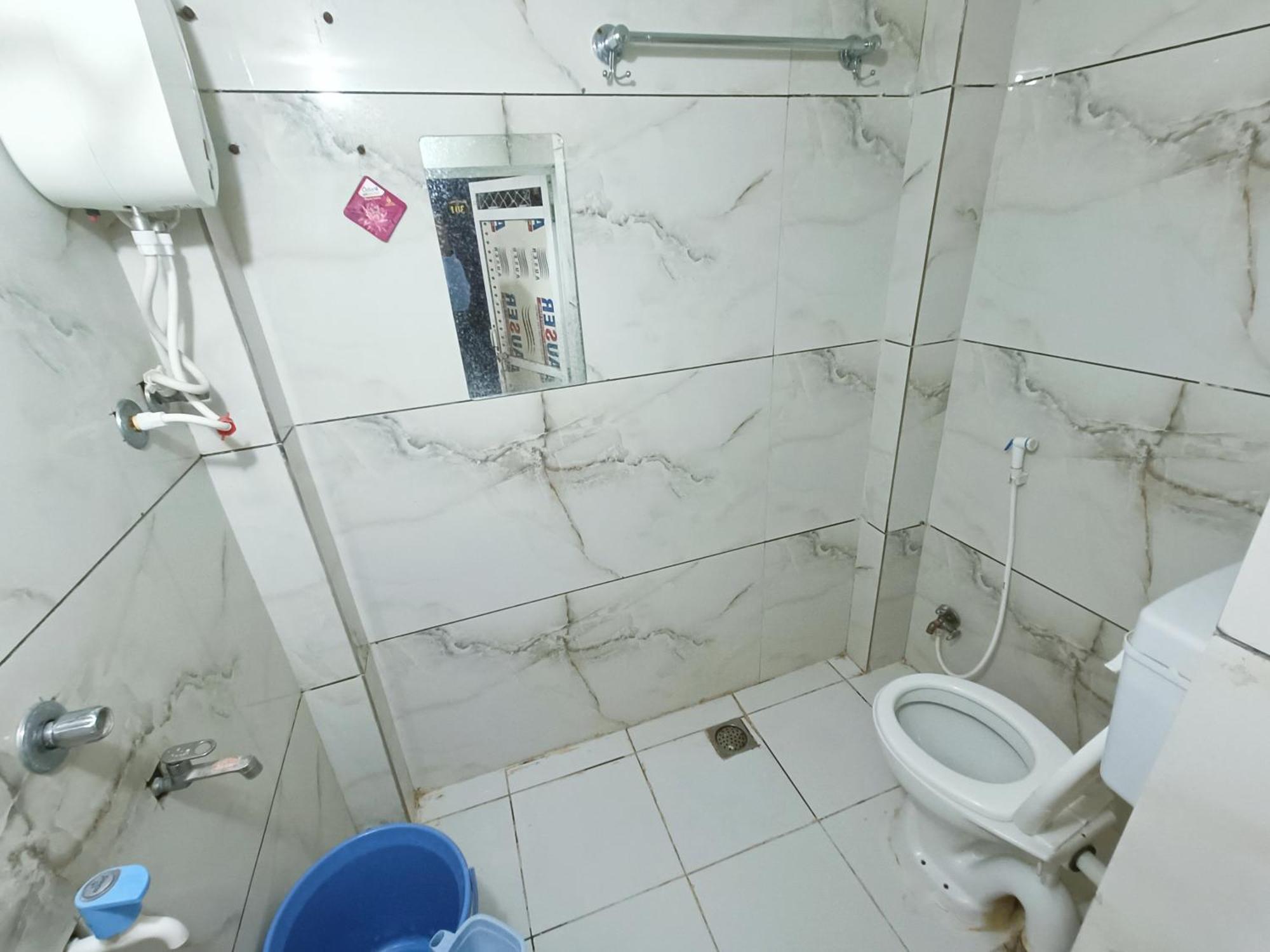 Treebo Yatri Grah Kshipra T Hotel 乌贾因 外观 照片